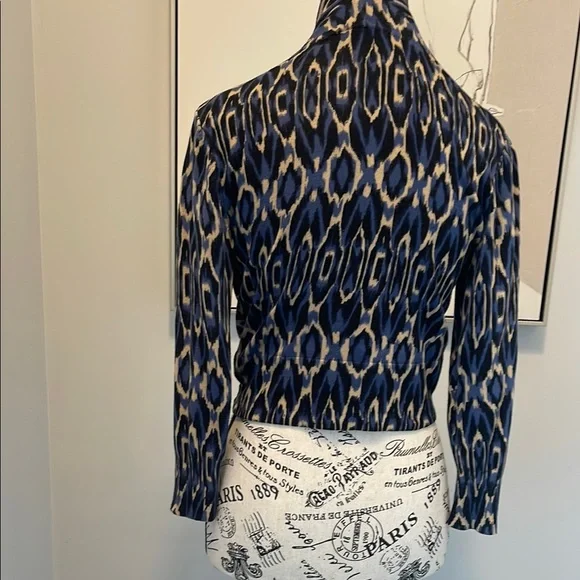 Jessica Patterned Crop Top- Size XS - Picture 7 of 10